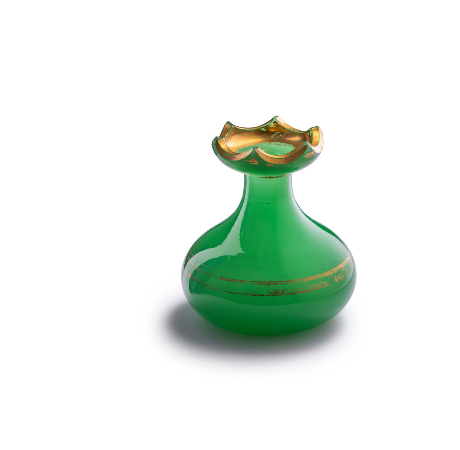 Green perfume bottle from the estate from Alexej von Jawlensky, before 1910, Museum Wiesbaden. Photo: Museum Wiesbaden ⁄ Bernd Fickert