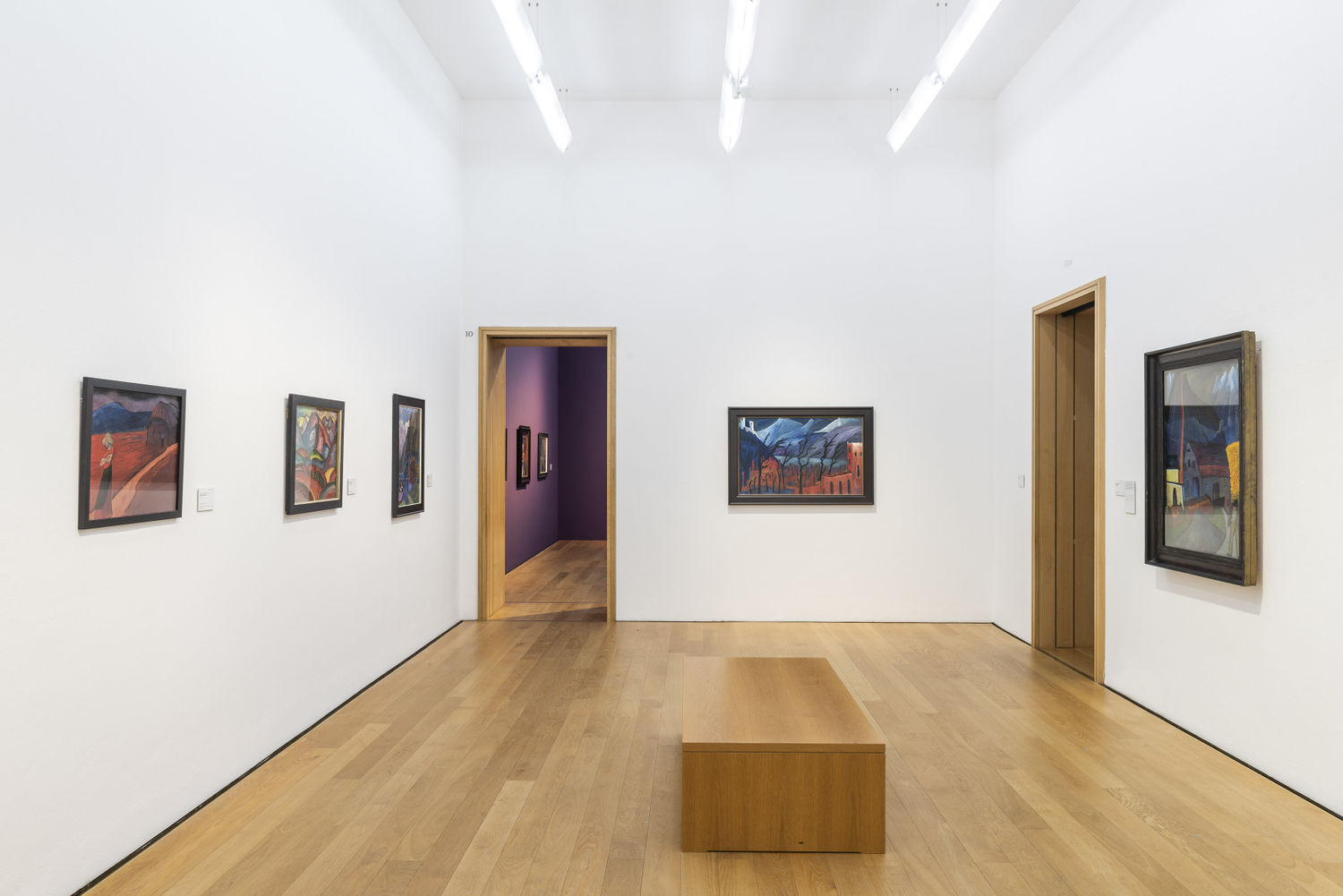 View into the exhibition "Soulmates". Photo: Museum Wiesbaden / Bernd Fickert