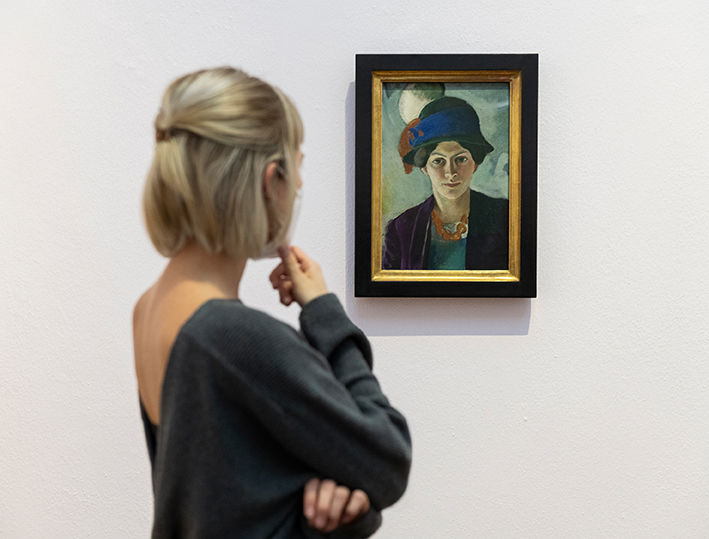 August Macke, Artist’s Wife with Hat, 1909, LWL-Museum für Kunst und Kultur, Münster. Photo: Museum Wiesbaden / Bernd Fickert