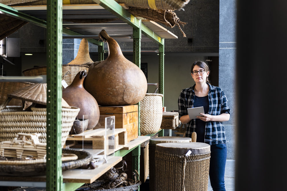 Just arrived! Some of our exhibits from Rwanda. Photo: Museum Wiesbaden / Bernd Fickert