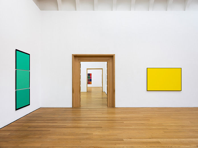 View into the exhibition "Winston Roeth — Speed of Light". Photo: Museum Wiesbaden / Christoph Boeckheler