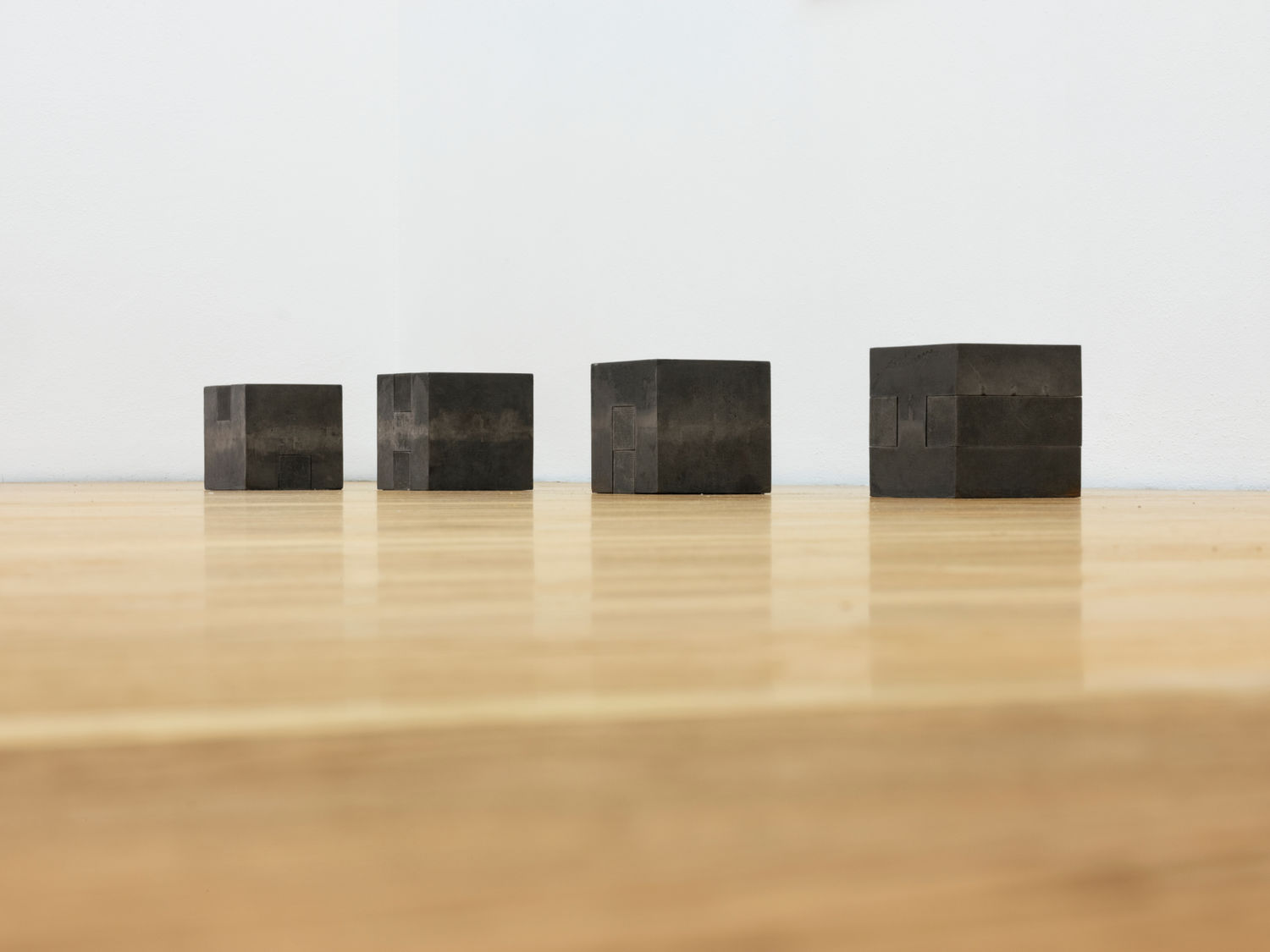 Frank Gerritz, Two Center Block, 1990/96, Collection Schroth, Soest. Photos: Museum Wiesbaden / Bernd Fickert